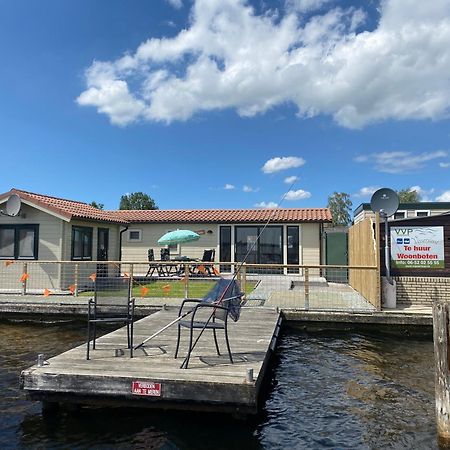 Vvp Verhuur Woonboot Vinkeveense Plassen Exterior foto